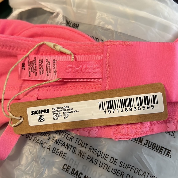 Hot pink skins underwire Demi bra 30c - Picture 4 of 4